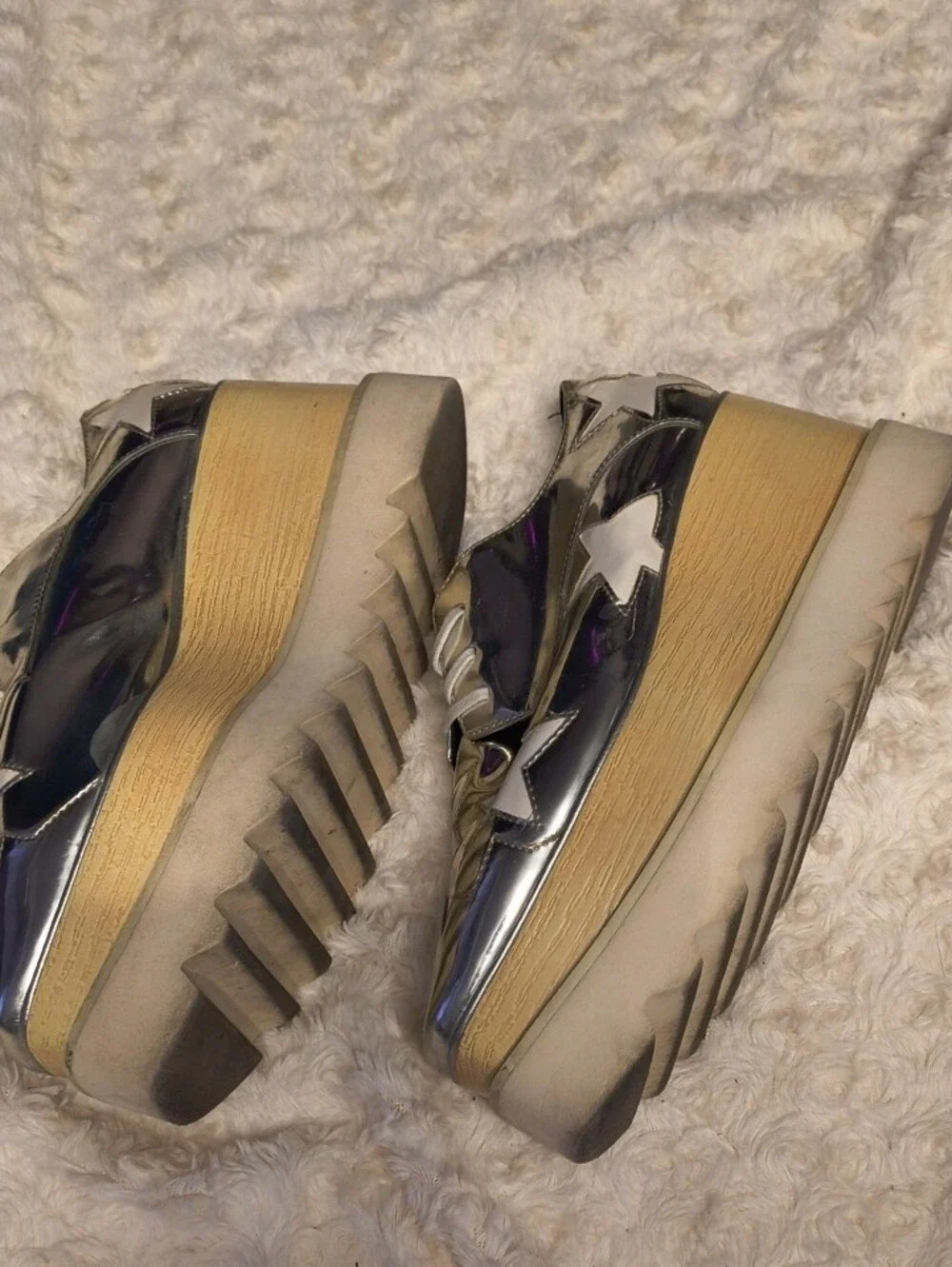 Stella McCartney Metallic Silver Platform Sneakers with White Star Appliqué